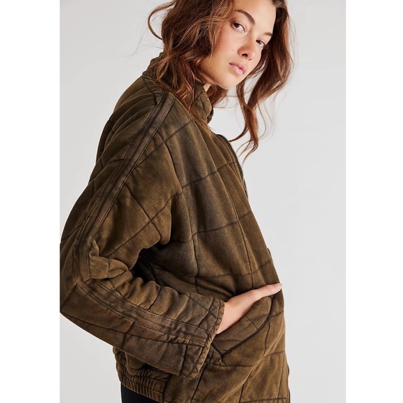 NWT Free People Dolman Quilted Knit Jacket in Dusted Military Size Large - Picture 11 of 11